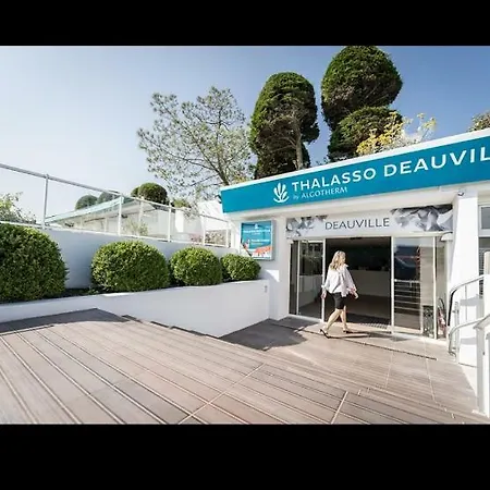 Residence De Deauville Tourgeville Direct Plage *
